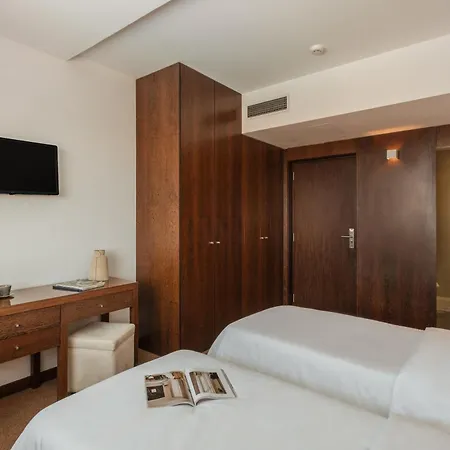 Sao Felix Hillside & Nature מלון 4*