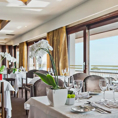 Hotel Sao Felix Hillside & Nature 4*