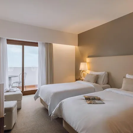 Sao Felix Hillside & Nature