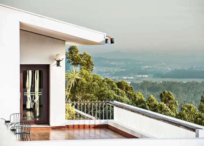 사오 펠릭스 힐사이드 앤 네이처 4* 포보아데바짐