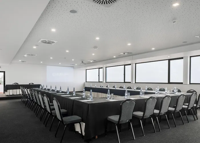 호텔 사오 펠릭스 힐사이드 앤 네이처 포보아데바짐