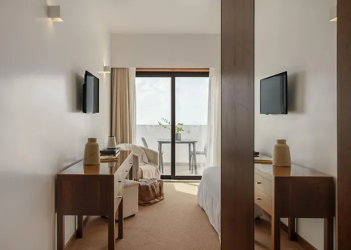 מלון Sao Felix Hillside & Nature