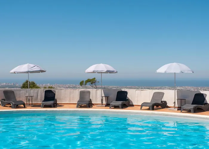 Sao Felix Hillside & Nature מלון