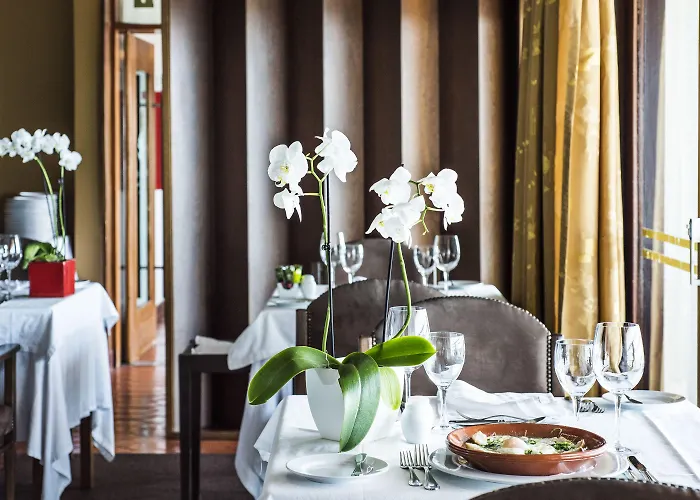 사오 펠릭스 힐사이드 앤 네이처 4*