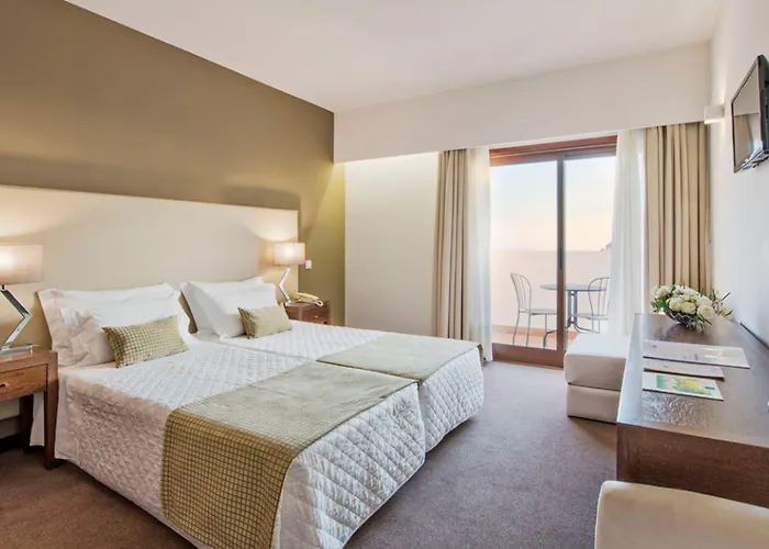 사오 펠릭스 힐사이드 앤 네이처 포보아데바짐